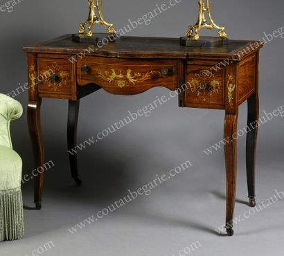 null SMALL DESKTOP. 
 In rosewood, front opening on three drawers decorated with...