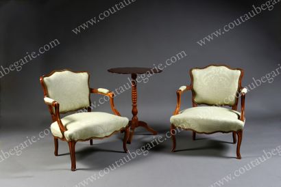 null PAIR OF CABRIOLETS IN THE LOUIS XV STYLE.
In stained wood, seat in fabric with...