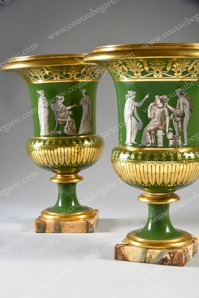 null PAIR OF MEDICIS VASES.
ROYAL MANUFACTURE, SÈVRES, circa 1823
Decorated with...
