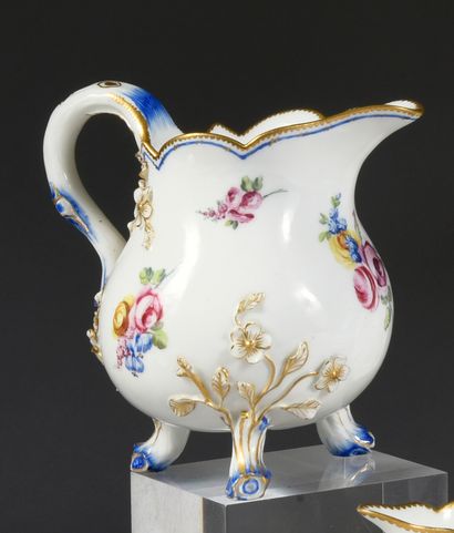 An 18th century Vincennes-Sèvres porcelain...