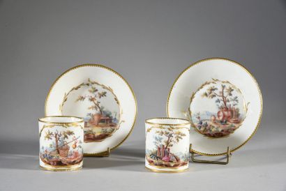 null Pair of 18th century Sèvres porcelain litron cups and their saucers (3rd size)
Marks...