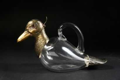 null Duck pourer in blown crystal, the head and tail in 925th vermeil finely regraved;...
