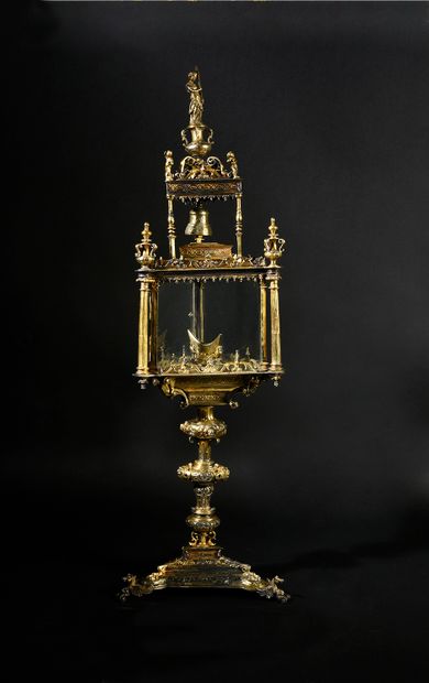 Espagne, seconde moitié du XVIe siècle 
Reliquary monstrance
In cast silver, chased...