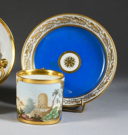 Early 19th century Vienna porcelain cup and...