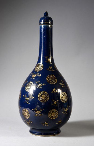 An important and rare Chinese porcelain bottle-shaped...