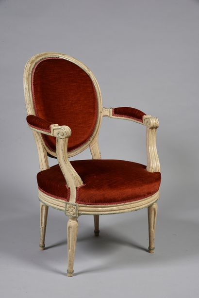 null Cabriolet armchair with medallion back in moulded wood, white relacquered and...