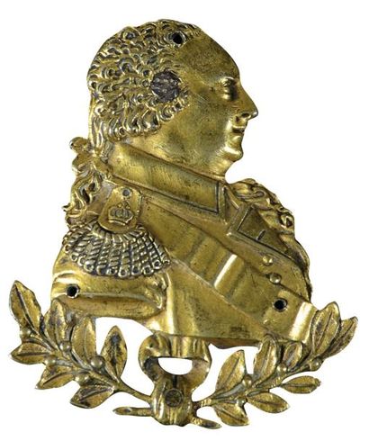 null Louis XVIII, roi de France. Attache d'embrase de rideaux en bronze doré représentant...