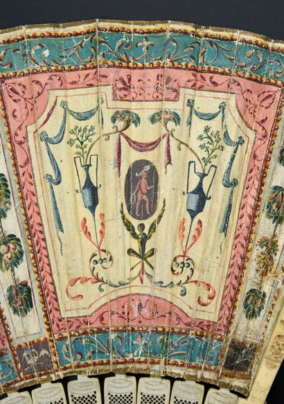 null Le dôme de la basilique, vers 1770-1780
Éventail plié, dit du «Grand Tour»,...