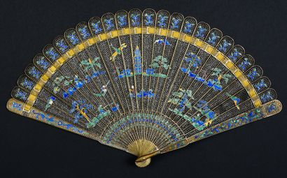  Five colors, China, circa 1820 Fan of broken type in silver filigree and enamelled...