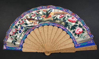 null Views of terraces, China, 19th century Folded fan, the double sheet of gouache-painted...