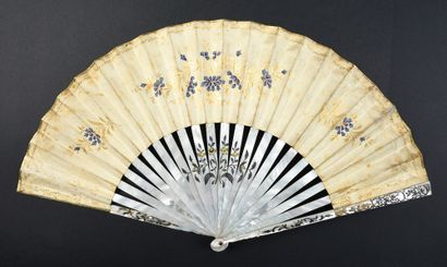 null The piper, circa 1850
Folded fan, the paper sheet painted on a brown background...