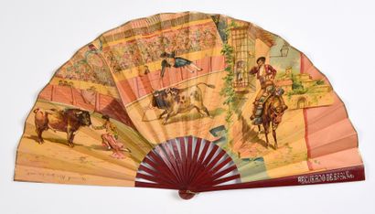 null Manolette, Spanish bullfighter, circa 1940
Folded fan, the double sheet of paper...