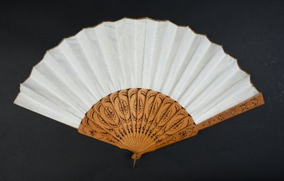 null Trompe-l'oeil of lace, circa 1850
Folded fan, the double sheet of paper printed...