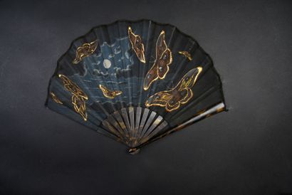 Moths, circa 1900
Original folded fan, balloon...