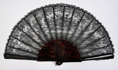 null Three bouquets, circa 1890
Folded fan, the leaf in black lace, with flowers...