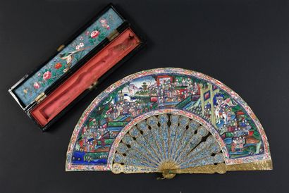 null Gilded filigree, China, 19th century Folded fan, the double sheet of paper painted...