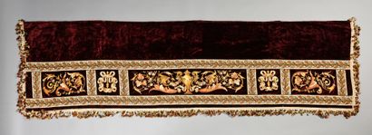  Important bandeau brodé d'inspiration Renaissance, vers 1860-1880, application de...