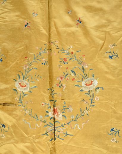  Important embroidered bedspread, workshops of Canton, China for Europe, late 18th...