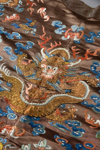 null Robe d'homme aux dix dragons, Chine, seconde moitié du XIXe siècle, robe en...