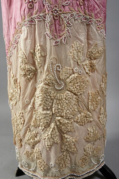  Evening coat by Jeanne Paquin, (No. 87219), Summer 1912, short raglan sleeve kimono...
