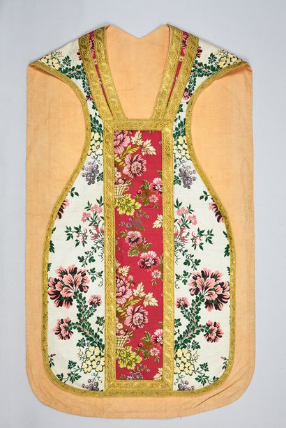 Chasuble, stole, maniple and chalice veil,...