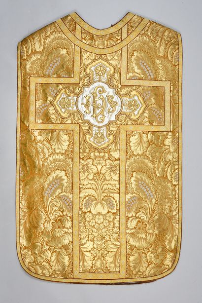 null Chasuble dans un superbe brocart, manufacture Henry à Lyon, vers 1900, brocart...