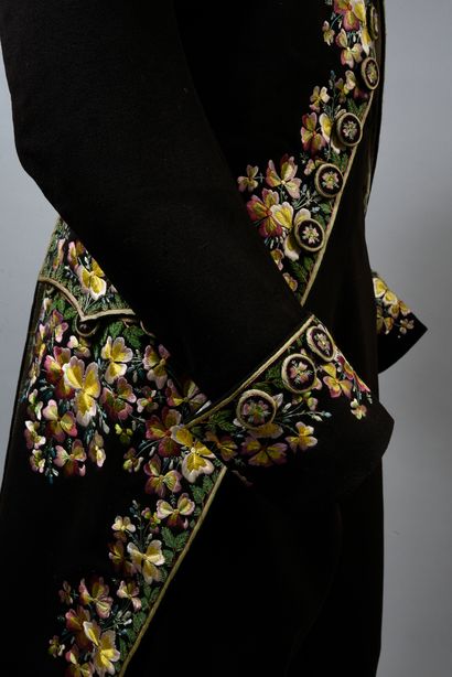  Suit and breeches of a sumptuous French embroidered suit, circa 1800-1805, suit...