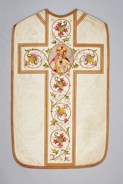 null Chasuble au Sacré-Cœur, vers 1900-1910, damas gothique crème aux fleurons cruciformes,...