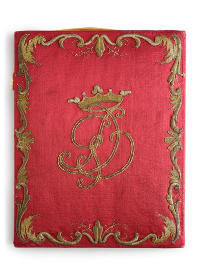 Giorgio Doria (1708-1759) 
Portfolio binding in red silk embroidered on the first...