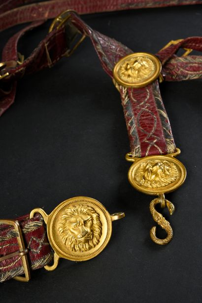 null Very nice officer's belt in red gold morocco, with a double buckle with lion...