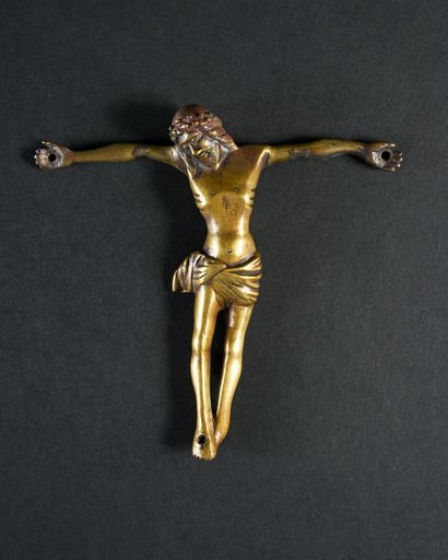 Nord de la France ou Flandres, XVe siècle 
Christ en bronze, tête ceinte d'une couronne...