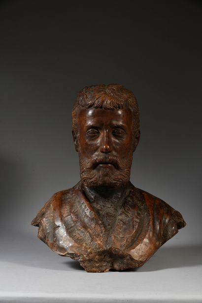 null Bust of a Renaissance man in patinated terracotta.
The chlamydia is partly worn...