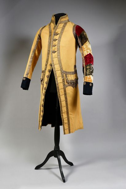 Suit of livery in woolen cloth, silk velvet...