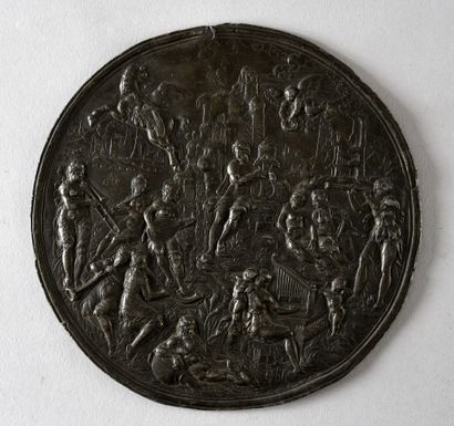 École FRANÇAISE vers 1600 
Tondo in cast pewter representing Apollo on the mount...