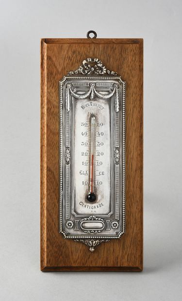 null BOIN-TABURET Thermomètre en argent 925e, de style Louis XVI, appliqué sur un...