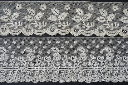 null Three borders in lace of Malines, spindles, 2nd half of the XIXth century.
With...