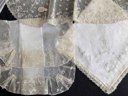 null Meeting of handkerchiefs, embroidery and lace, early twentieth century. 
 Thirteen...