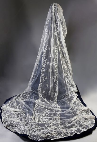 Bridal veil, application of England, 2nd...