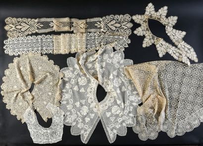 null Accessories of the female costume, Malta, end of the XIXth century.
Five collars...