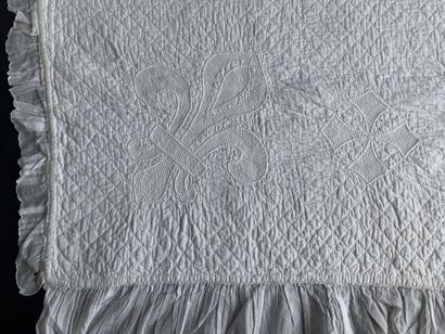 null Bed linen (?) in boutis, Languedoc, 2nd half of the 18th century.
In cream-colored...