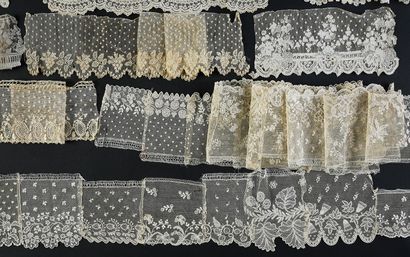 null Important meeting of lace of Alençon, needle, France, XVIIIth and XIXth century.
About...