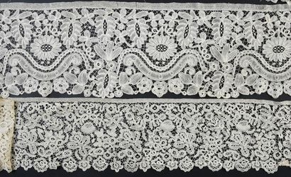 null Four ruffles, Duchesse de Bruges and Honiton, 2nd half of the 19th century.
Two...