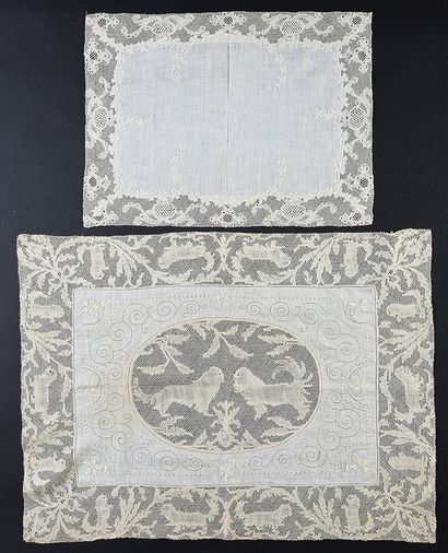 null Doily, war lace, bobbins, Belgium, circa 1914-1918.
In embroidered linen, the...