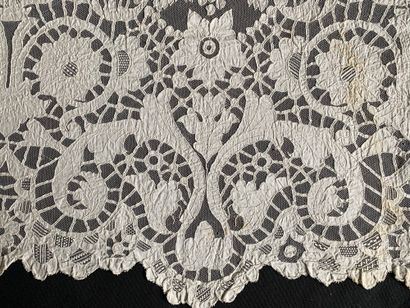 null Three borders, in lace application, 2nd half of the 19th century.
Application...