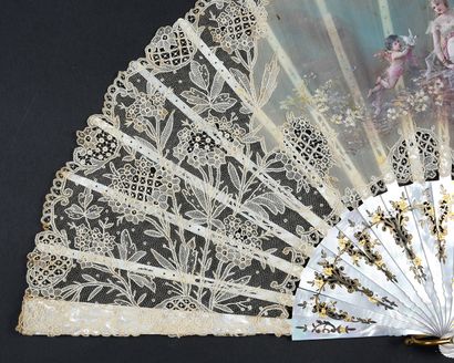 null Folded fan, painted silk and Point de Gaze, needle, circa 1900.
Leaf with beautiful...