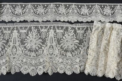 null Ruffles, dress set, needlepoint, Belgium, second half of the nineteenth century.
Beautiful...