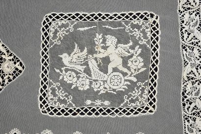 null Hanging in composite lace, end of the XIXth and beginning of the XXth century.
Gallery...