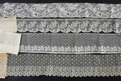  Beards and borders in lace of Mechelen, around 1760-80 and XIXth century. A beard...