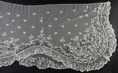 null Large ruffle, application of England, 2nd half of the 19th century.
A graceful...