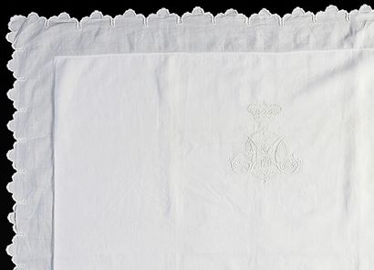 Embroidered pillowcase, closed crown, 1st...